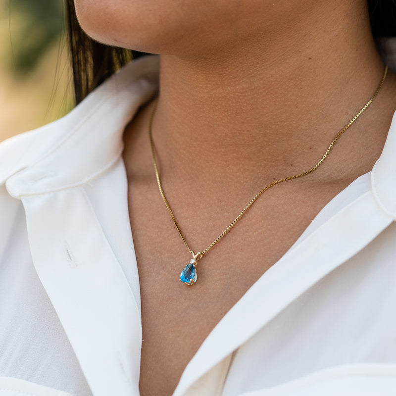 London Blue Topaz and Diamond Pendant Necklace 14K Yellow Gold 1.99 Carats Pear Shape