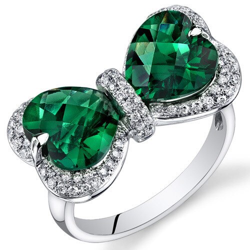 Emerald Ring 14 Karat White Gold Heart Shape 4.7 Carats