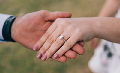 6 Captivating Engagement Rings for Autumn Proposals