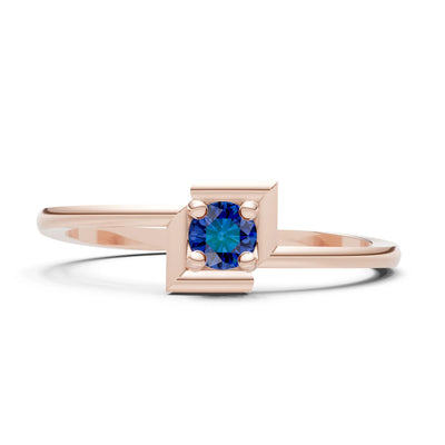 Petite Solitaire Solara Core Ring