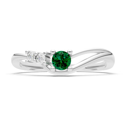 Dainty Three-Stone Curved Accent Ring - Round