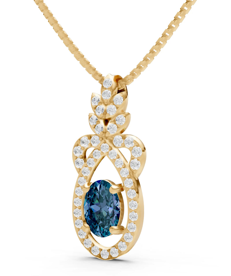 Regal Knot Oval Focus Splendor Pendant