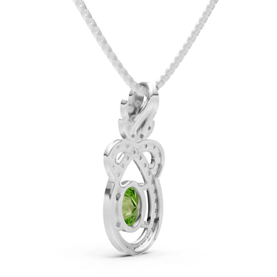 Regal Knot Oval Focus Splendor Pendant