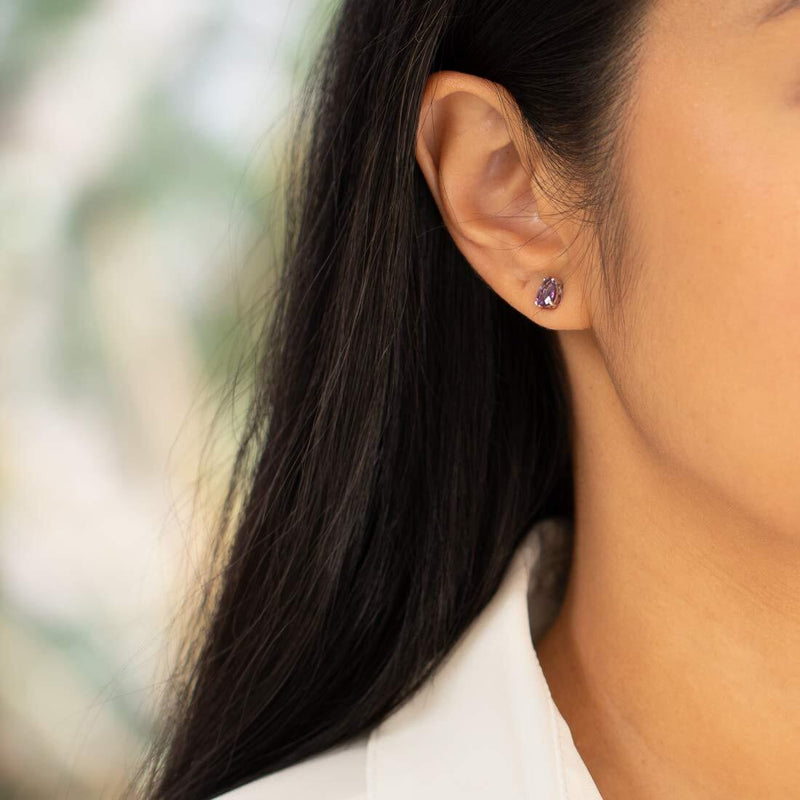 Amethyst Stud Earrings 14 Karat White Gold Pear Shape 1 Carats