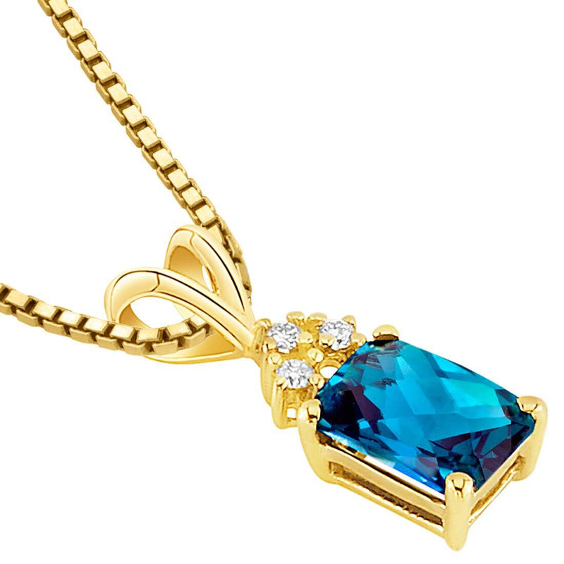 Alexandrite and Diamond Pendant Necklace 14K Yellow Gold 1.25 Carats Radiant Cut