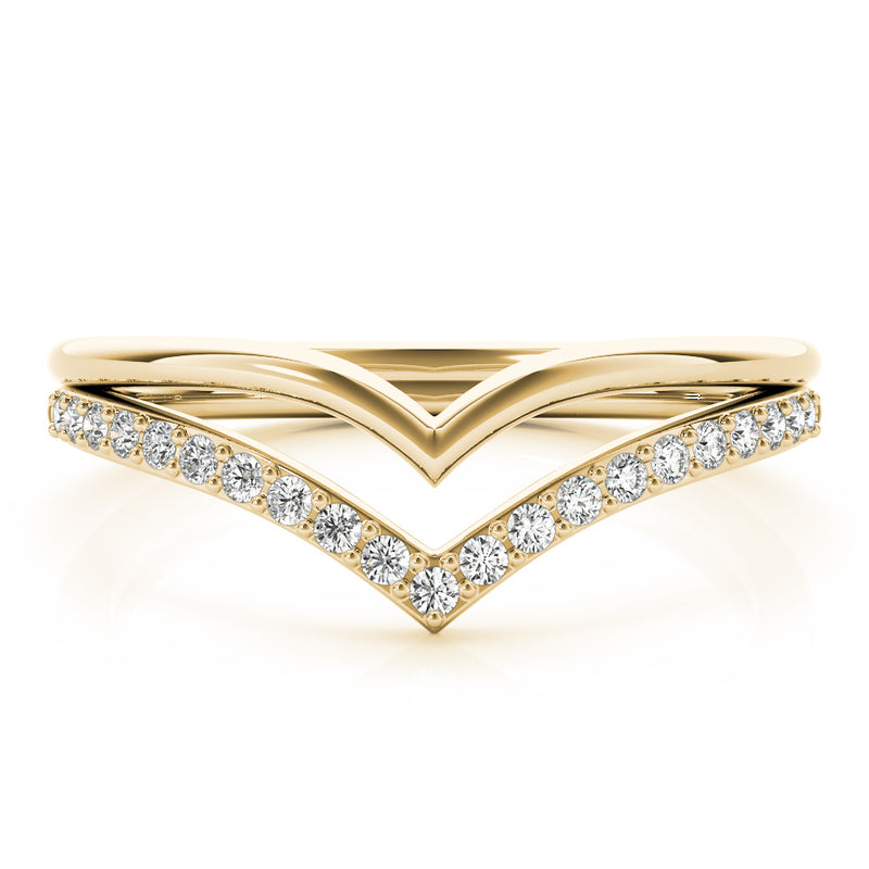 10k Yellow Gold heart-shaped and chevron contour design ring, accented with a row of sparkling round-cut diamonds