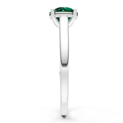 Round Cut Gemstone Solitaire Gold Ring
