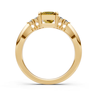 Antique Inspired Design Engagement Ring