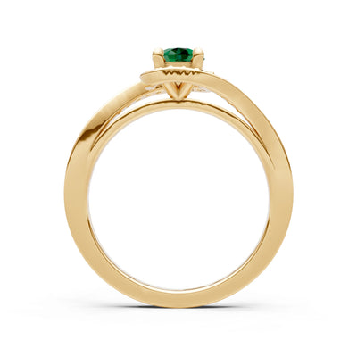 Emerald Swirl Round Gemstone Ring