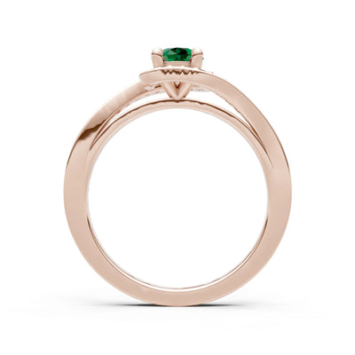 Emerald Swirl Round Gemstone Ring