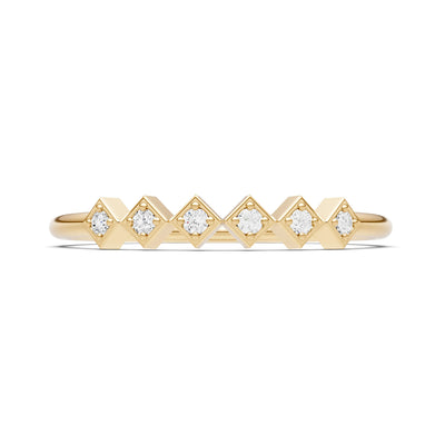 Diamond Dainty Hex Station Round Cut Band