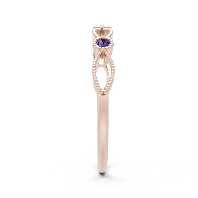 Dainty Leaf Trio Round Gemstone Station Band