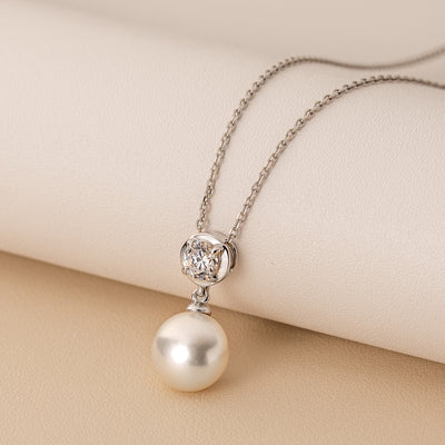 10mm Freshwater Cultured Pearl & Cubic Zirconia Necklace in Sterling Silver-creative