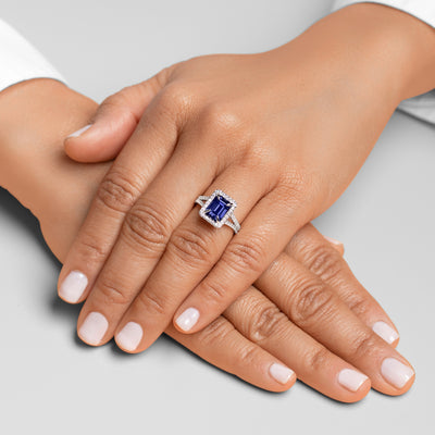 Blue Sapphire and Diamond Ring 14K Gold 3.50 Carats Emerald Cut