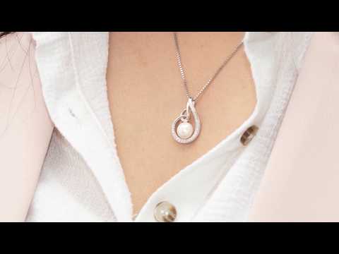 Video of Peora Freshwater Cultured White Pearl Teardrop Knot Pendant Necklace in Sterling Silver SP10914. Includes a Peora gift box. Free shipping, 30-day returns, authenticity guaranteed. 